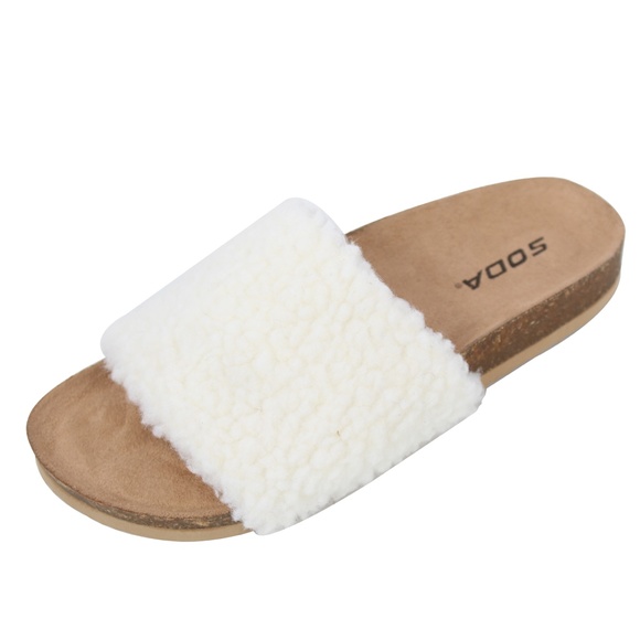 Size 5.5 Beige Open Toe Sherpa Slip On Cork Slide Sandals - Picture 2 of 5